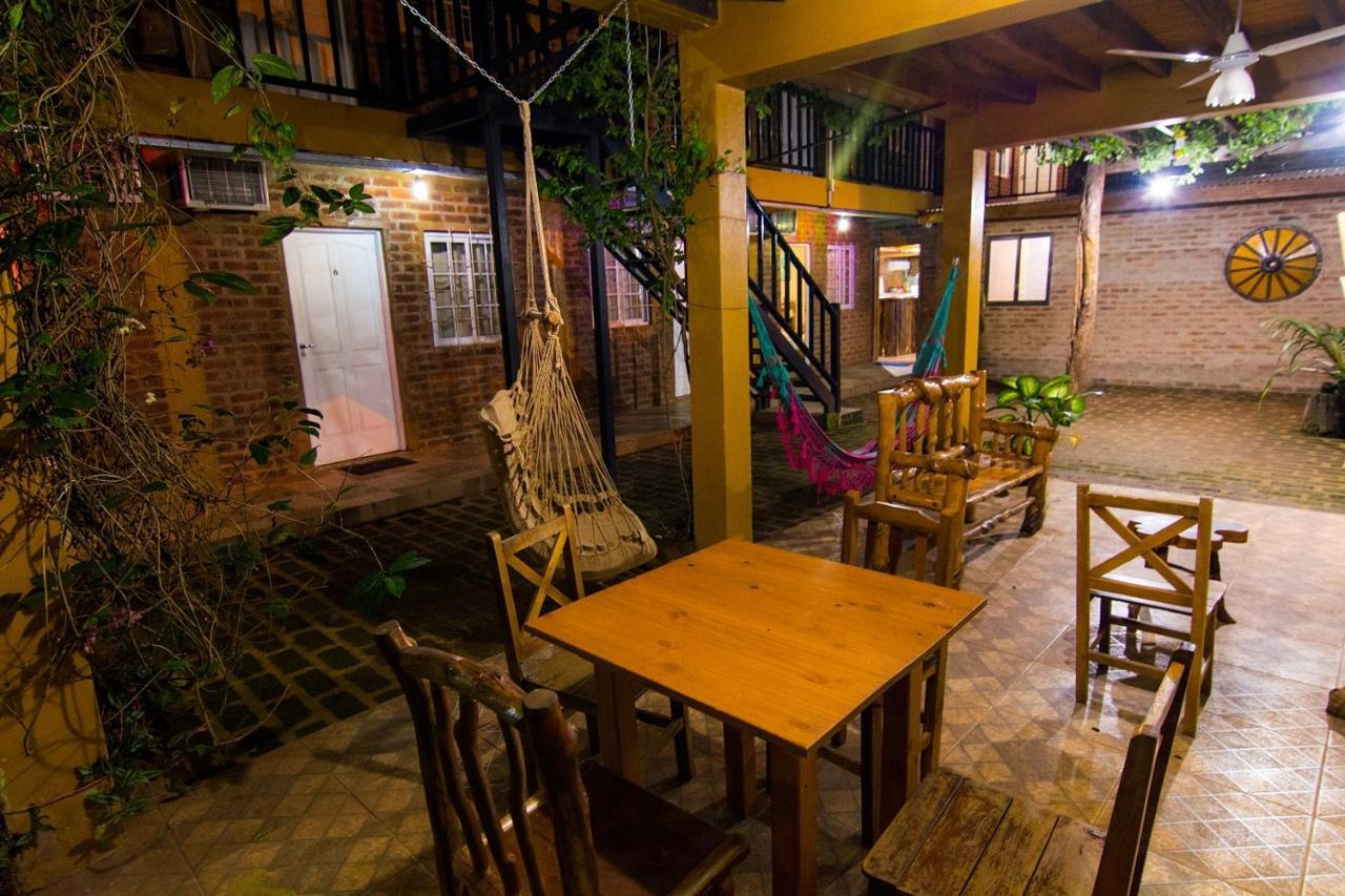 Posada Los Tajibos 푸에르토이과수 외부 사진
