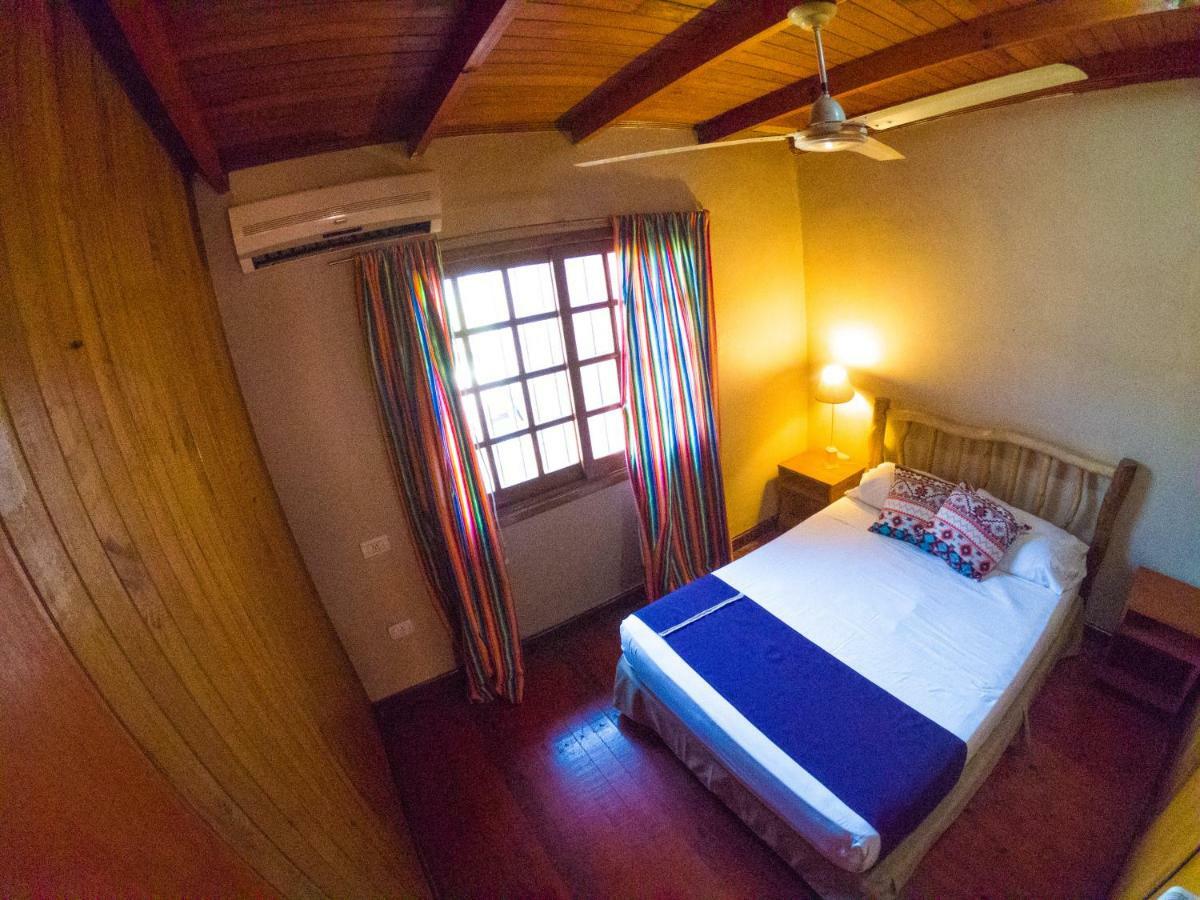 Posada Los Tajibos 푸에르토이과수 외부 사진